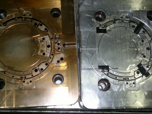 W48工业高温高压蒸汽清洗机清洗前后对比